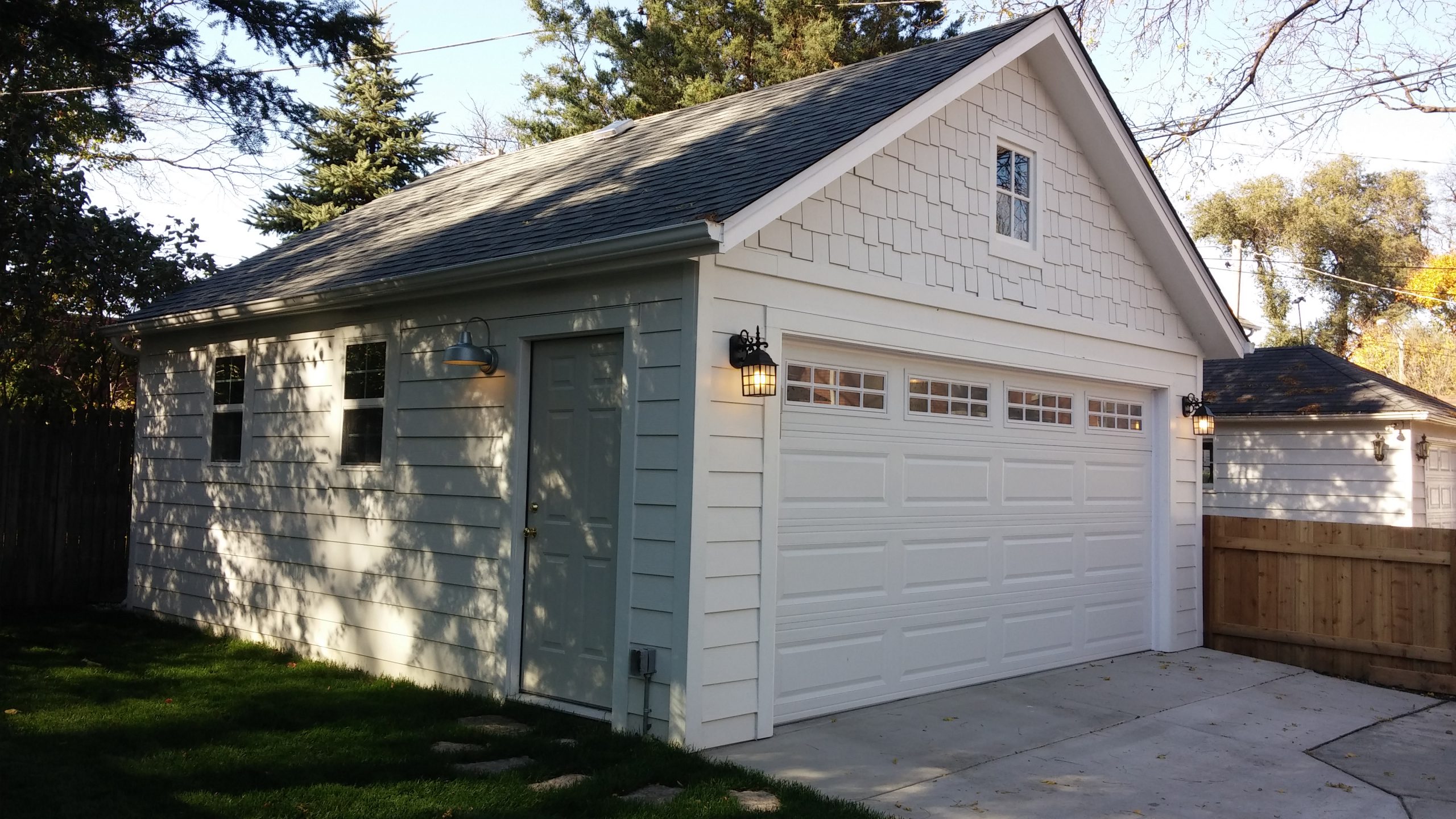 RYAN PARKS OAK PARK CUSTOM CEMENT BOARD SIDING DOORS TRIM GABLE ENDS WITH ATTIC STORAGE AND STAIRS  (10) (1)